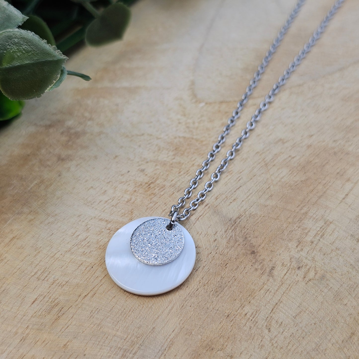 Collier Océane médaille pailletée