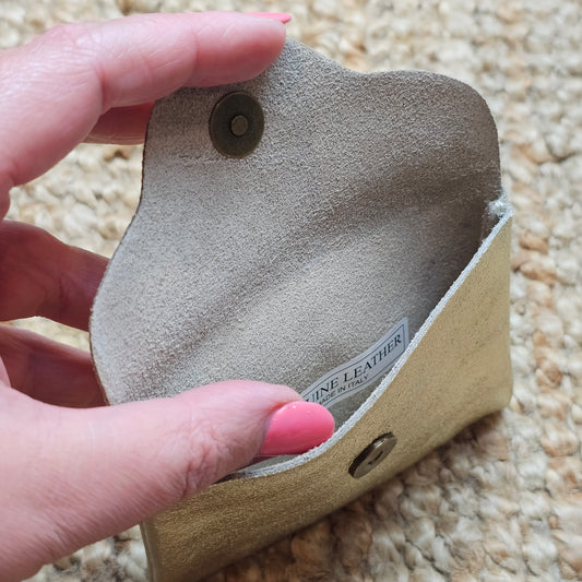 Petit porte monnaie en cuir doré