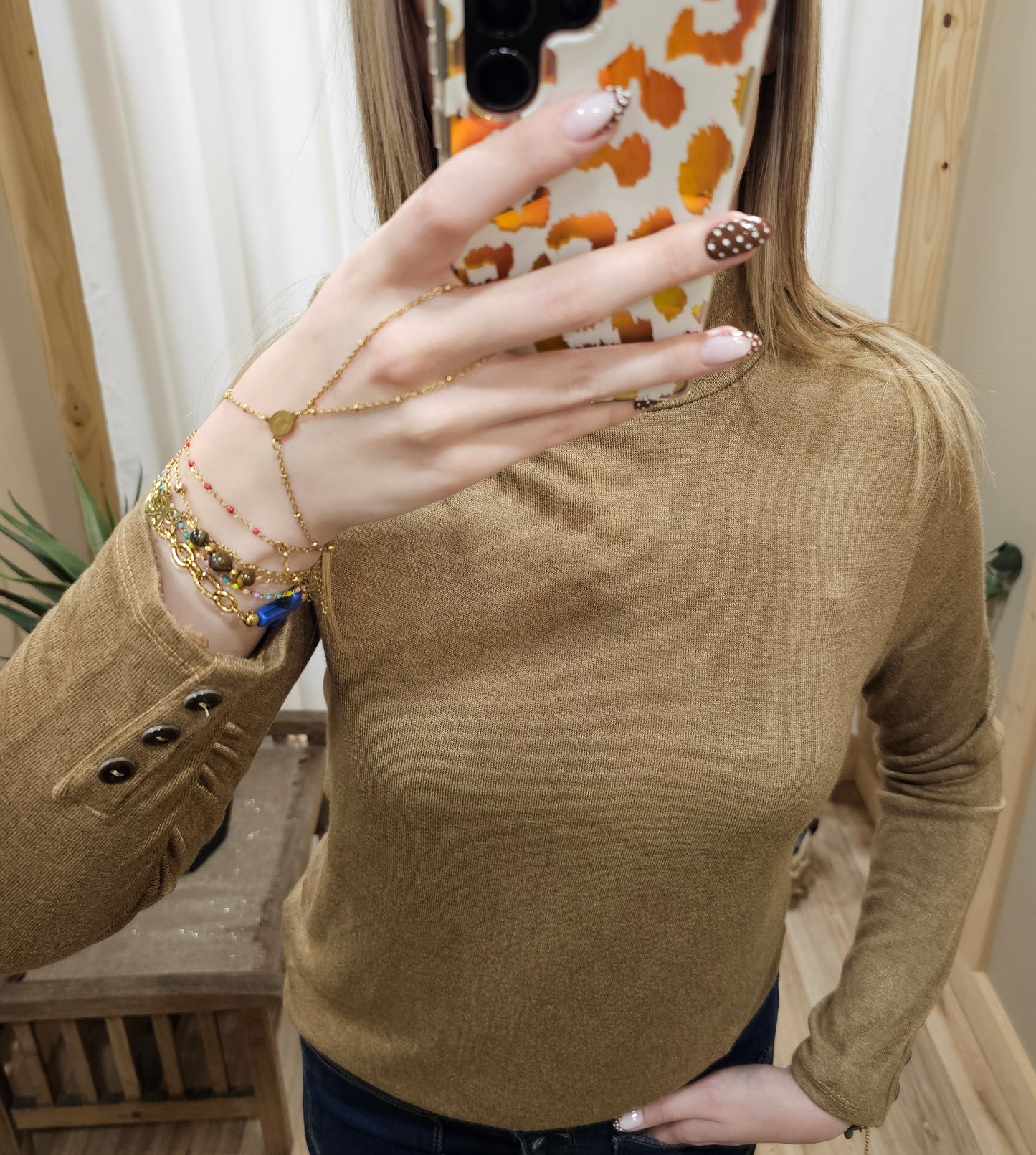 Pull col roulé camel