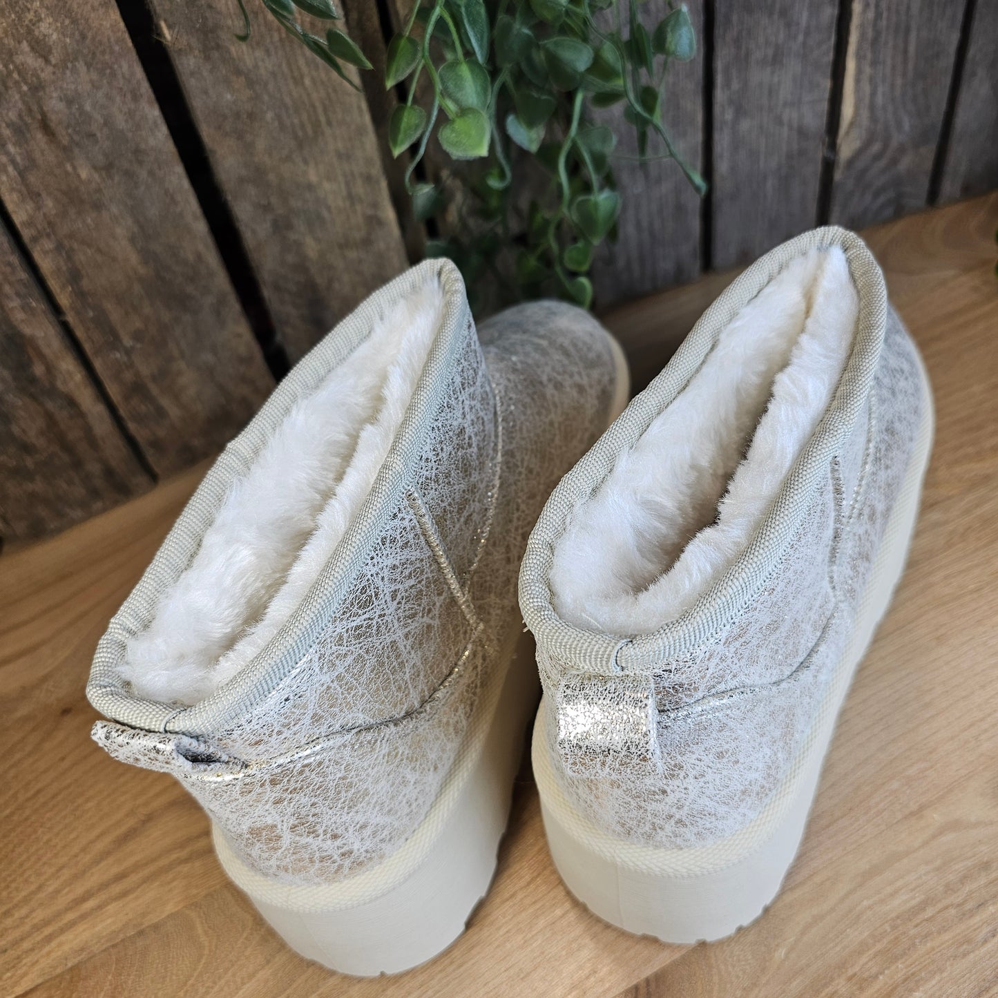 Boots dorées semelle compensée