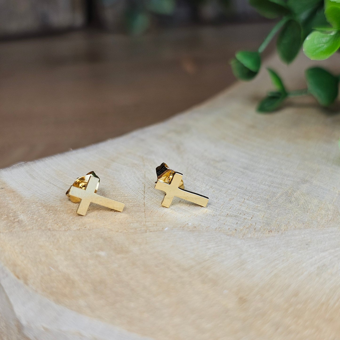 Boucles d'oreilles puces croix doré