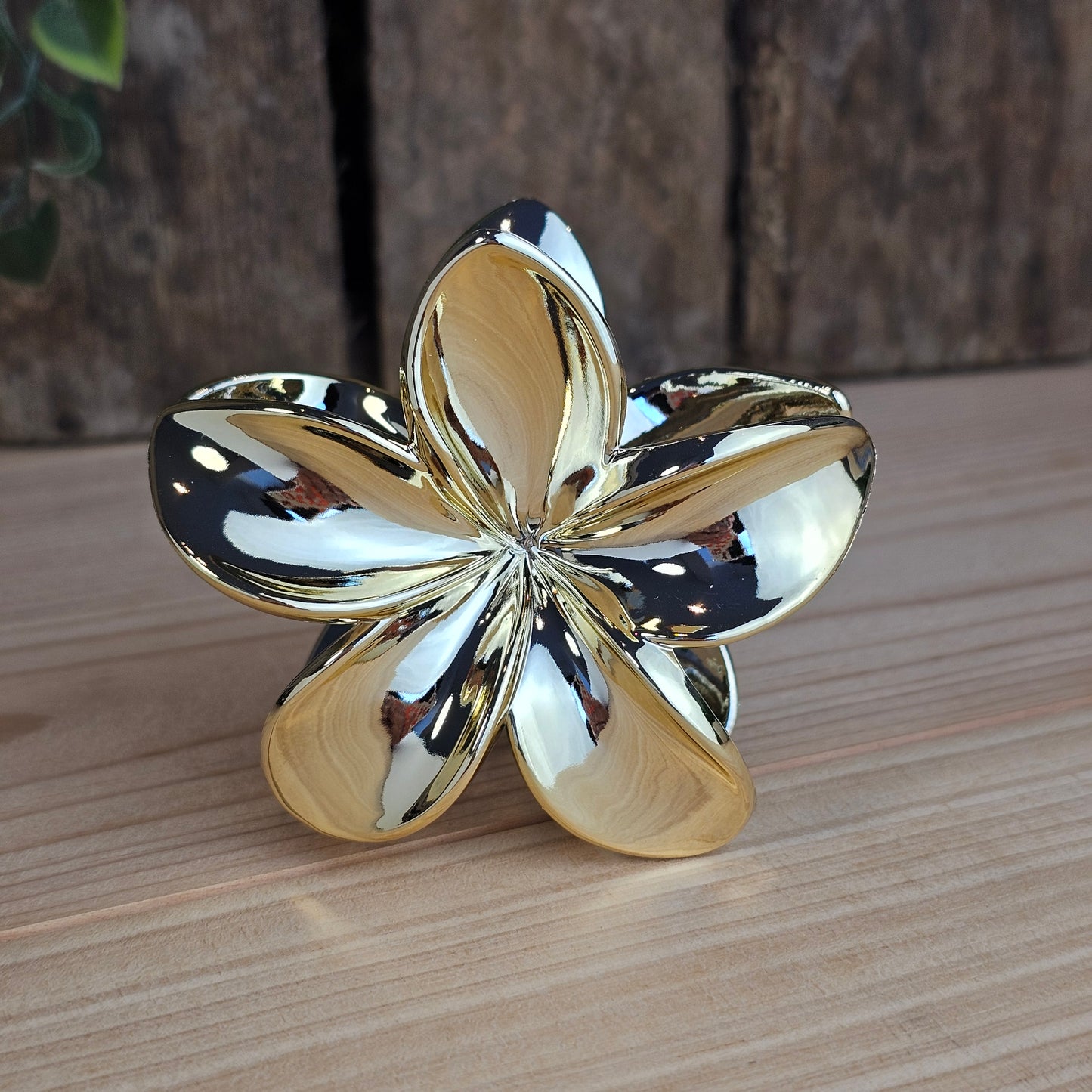 Pince cheveux fleur dorée