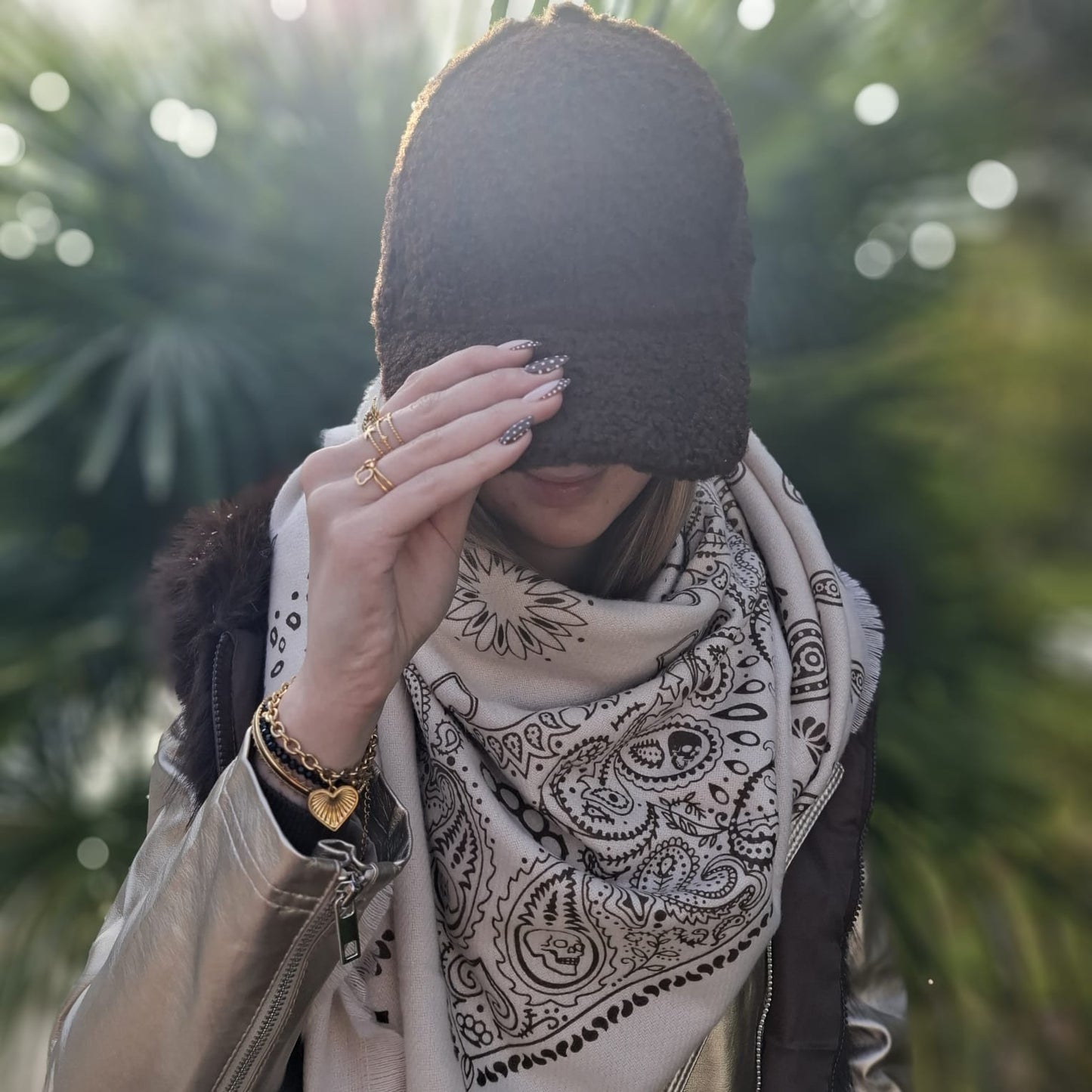 Echarpe style bandanas beige