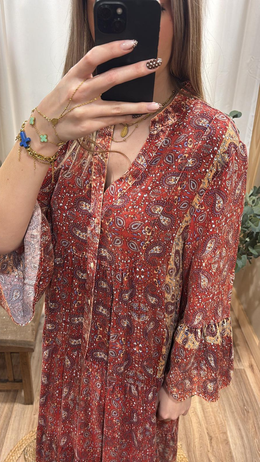 Robe mi-longue imprimée rouge foncé