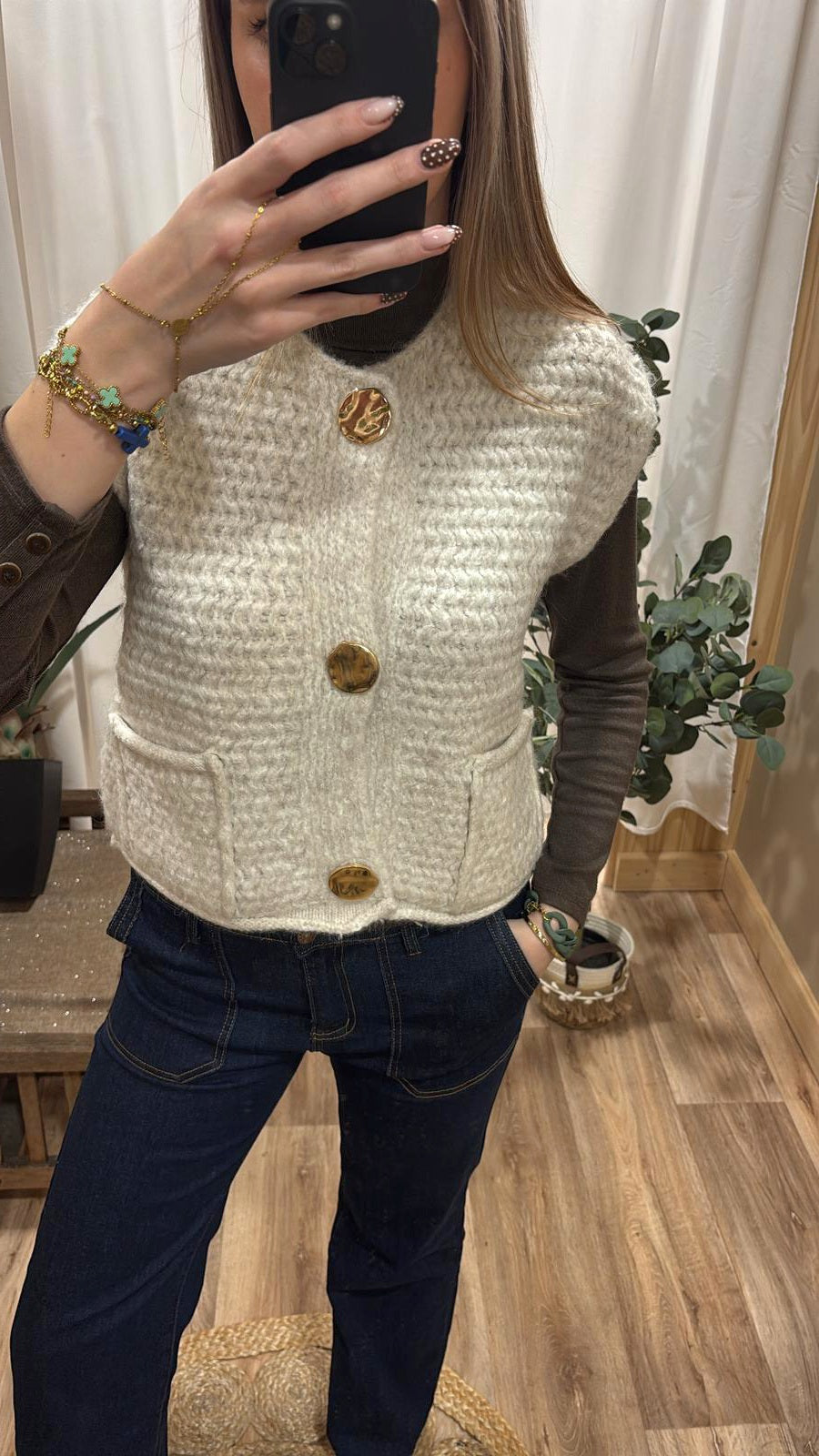 Gilet sans manche boutons dorés - beige