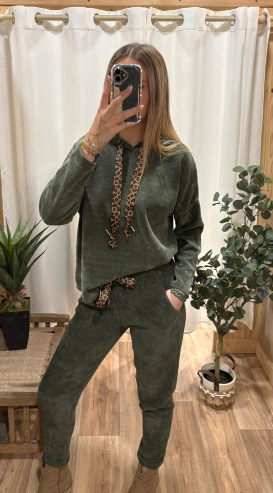 Pantalon effet velours lacet léopard kaki