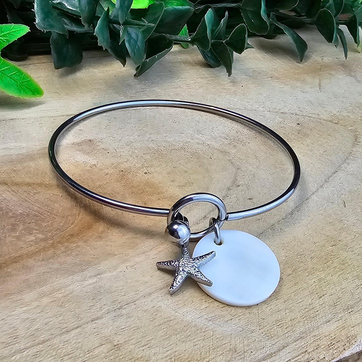 Jonc Aurélie médailles coquillage et étoile de mer