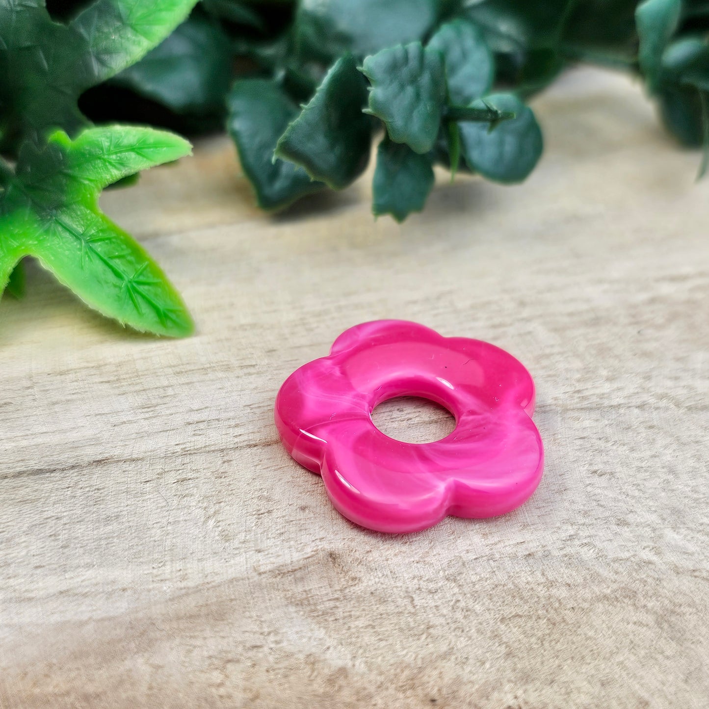 Fleurs résine 25 mm (lot de 2)