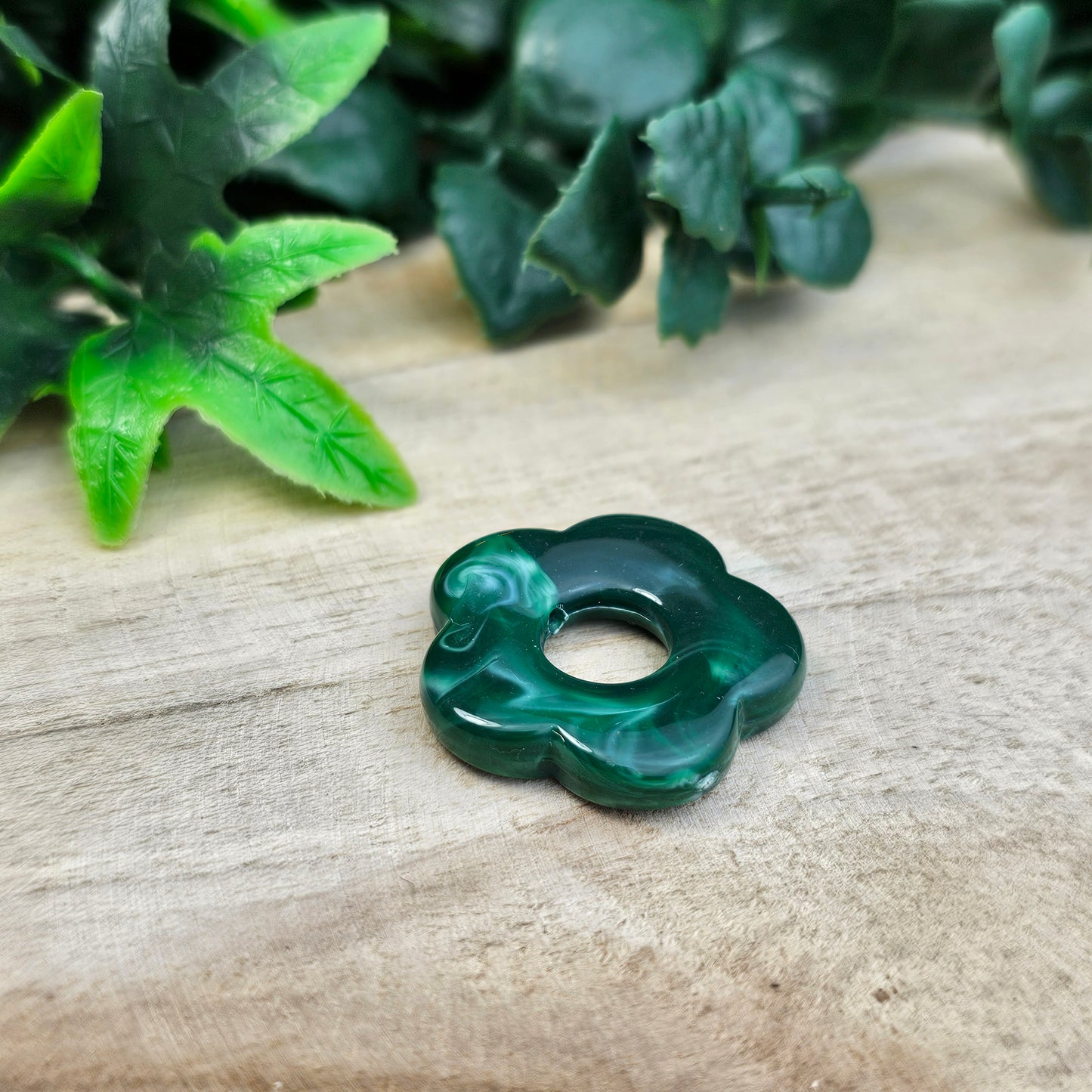 Fleurs résine 25 mm (lot de 2)