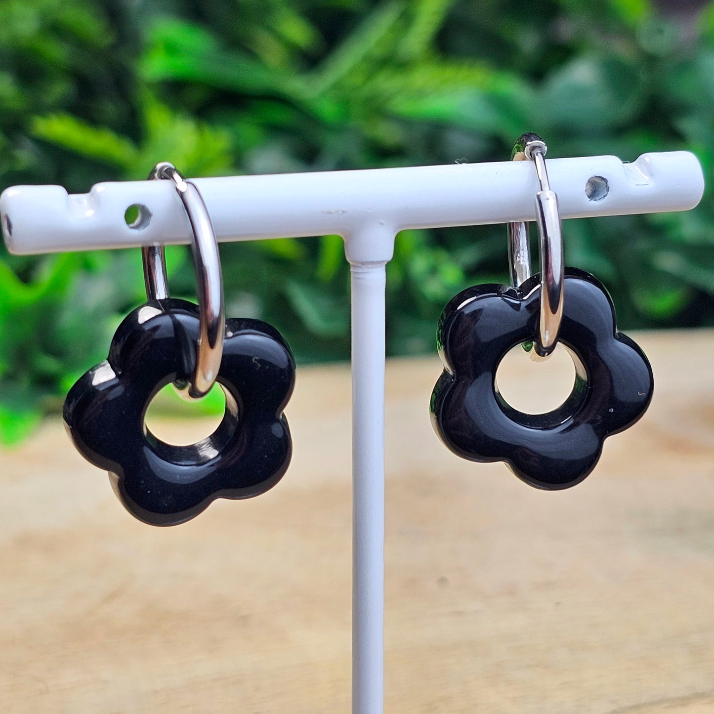 Boucles d'oreilles Perly  fleurs moyenne 20 mm) Noir