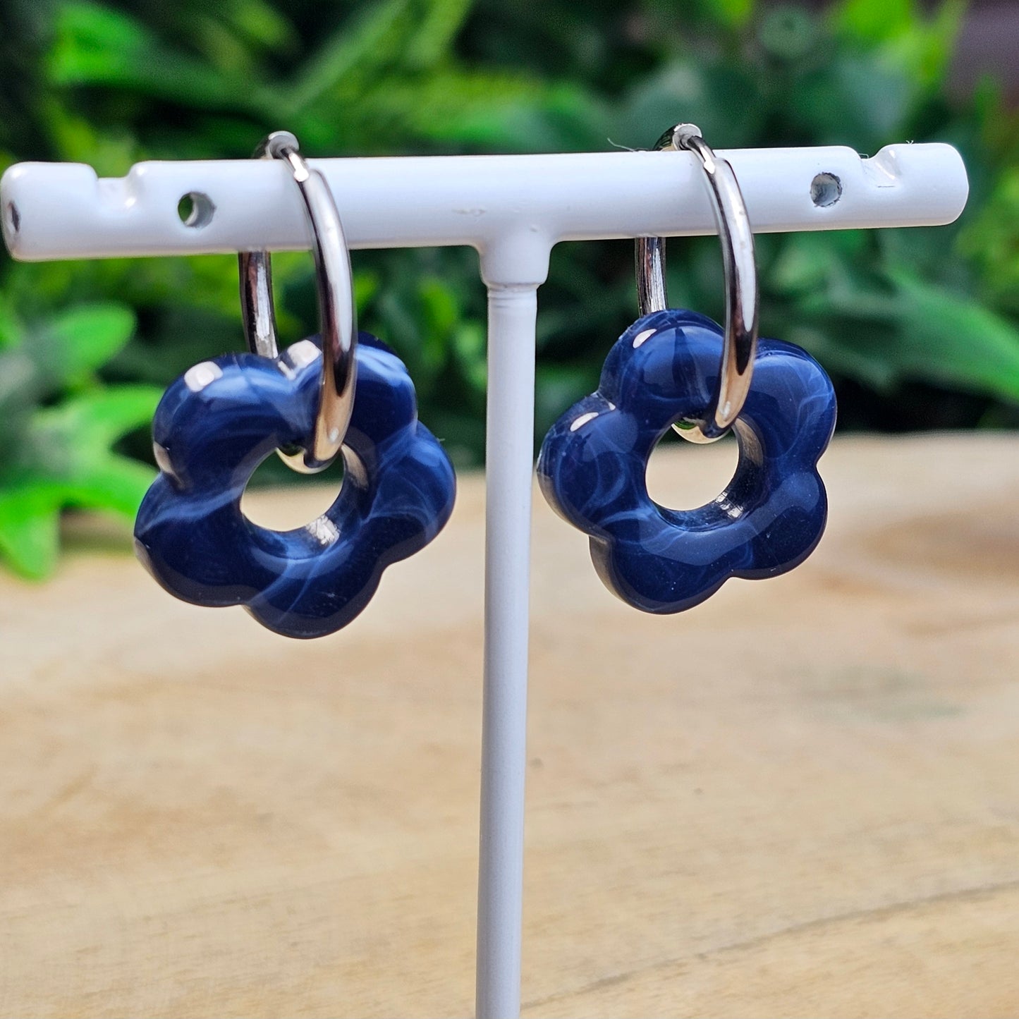 Boucles d'oreilles Perly  fleurs moyenne 20 mm) bleu marine