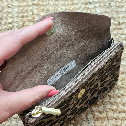 Grand porte monnaie en cuir léopard camel