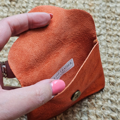 Petit porte monnaie en cuir orange