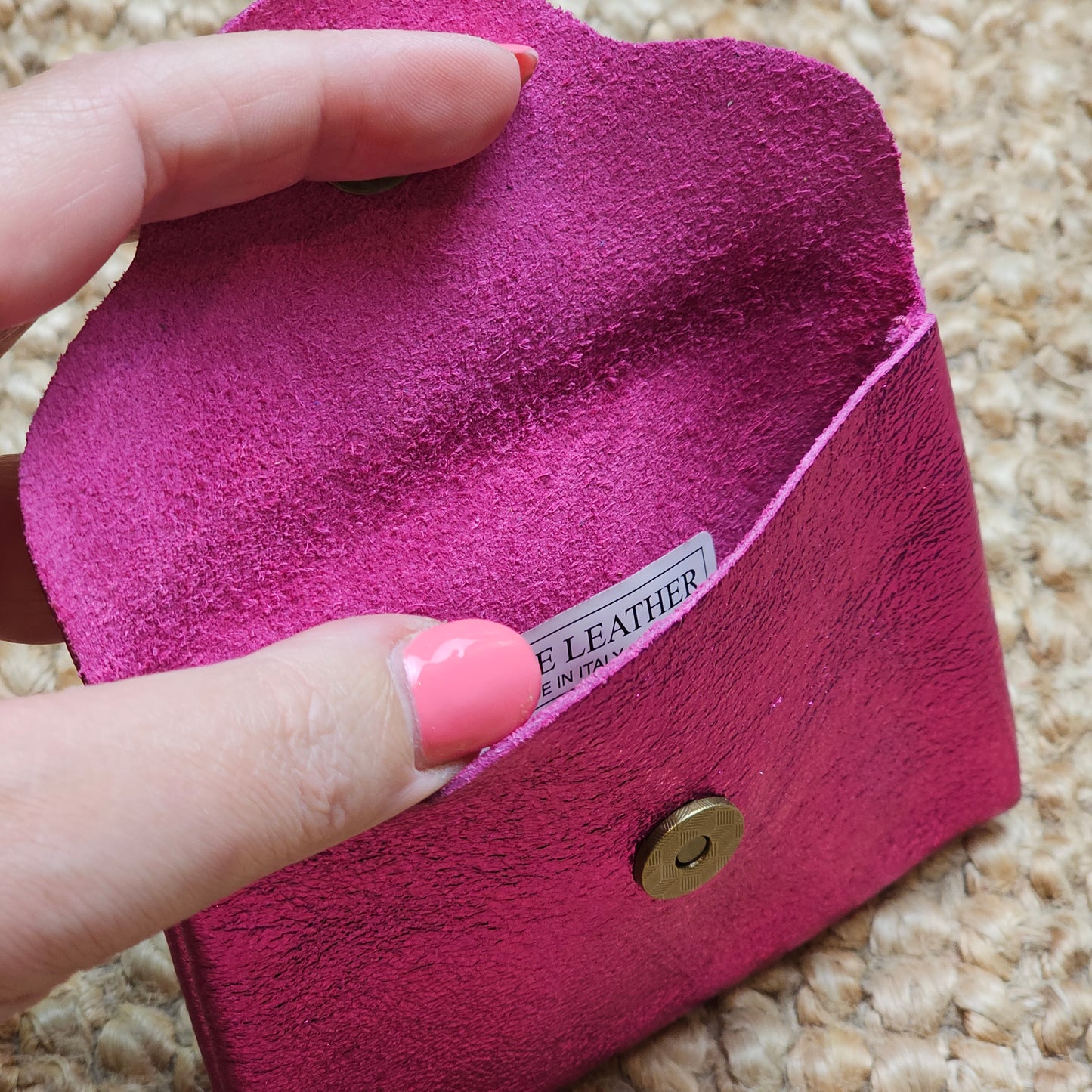 Petit porte monnaie en cuir fuchsia