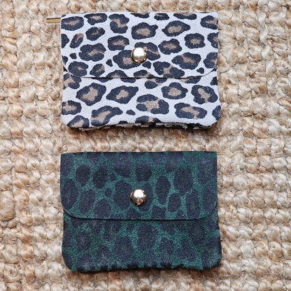 Porte monnaie en cuir léopard beige