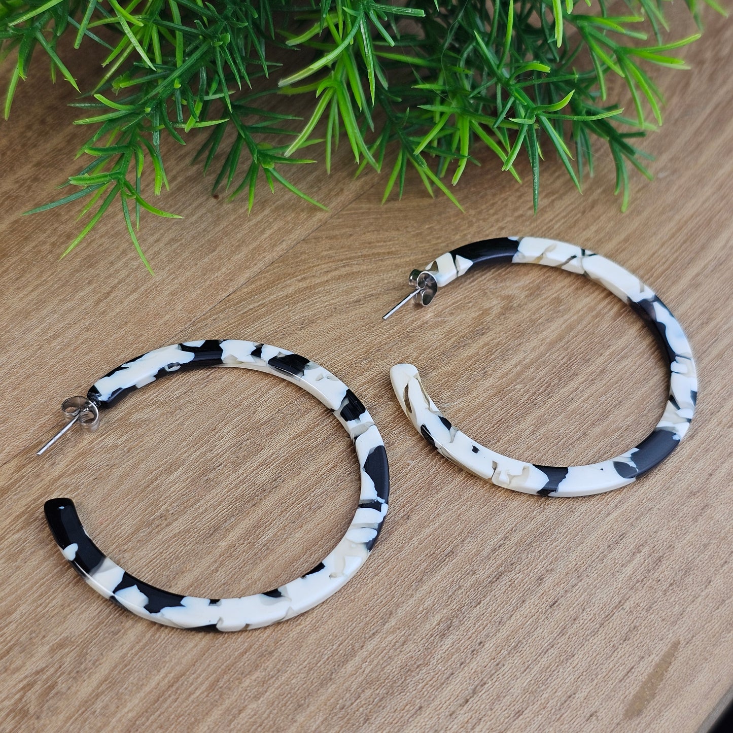 Créoles Louane noire/blanche