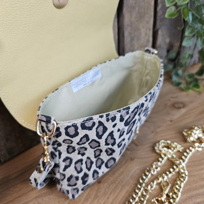Petit sac en daim léopard