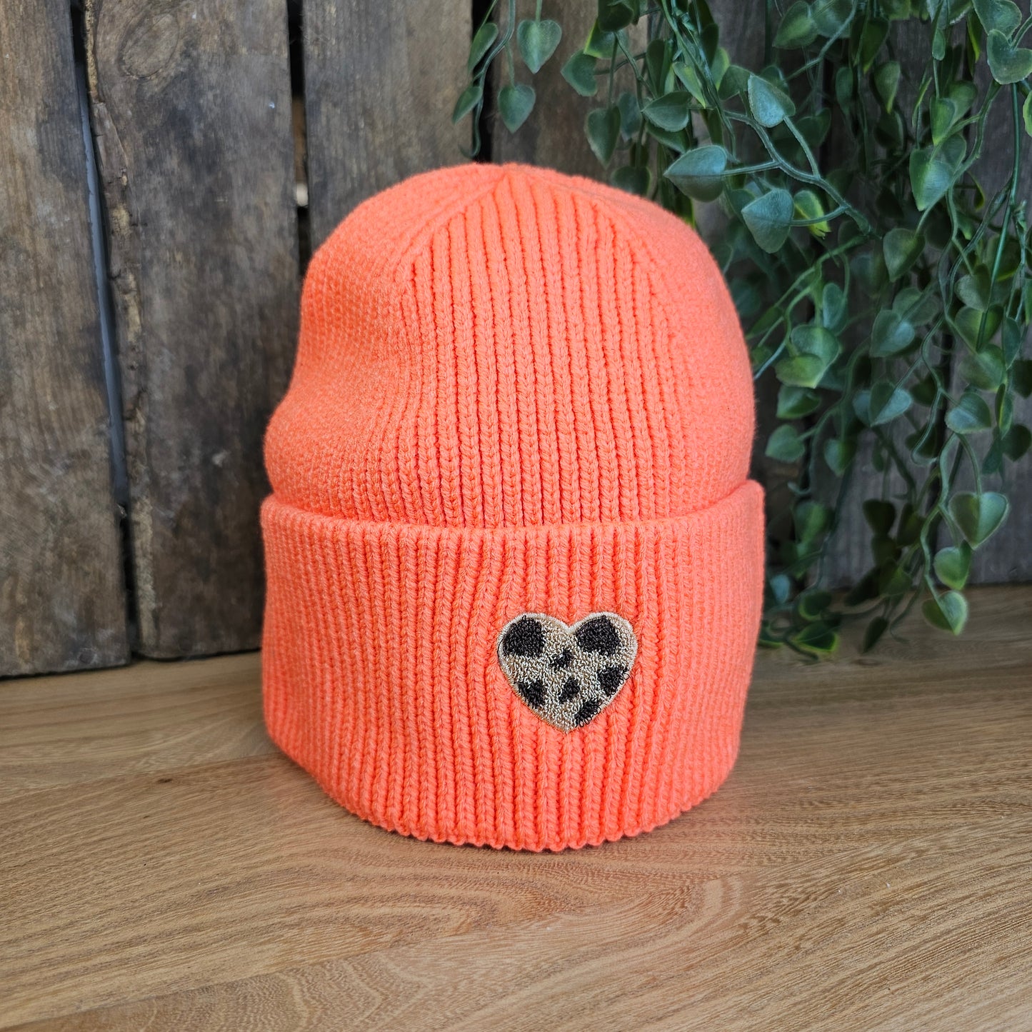 Bonnet coeur léopard orange