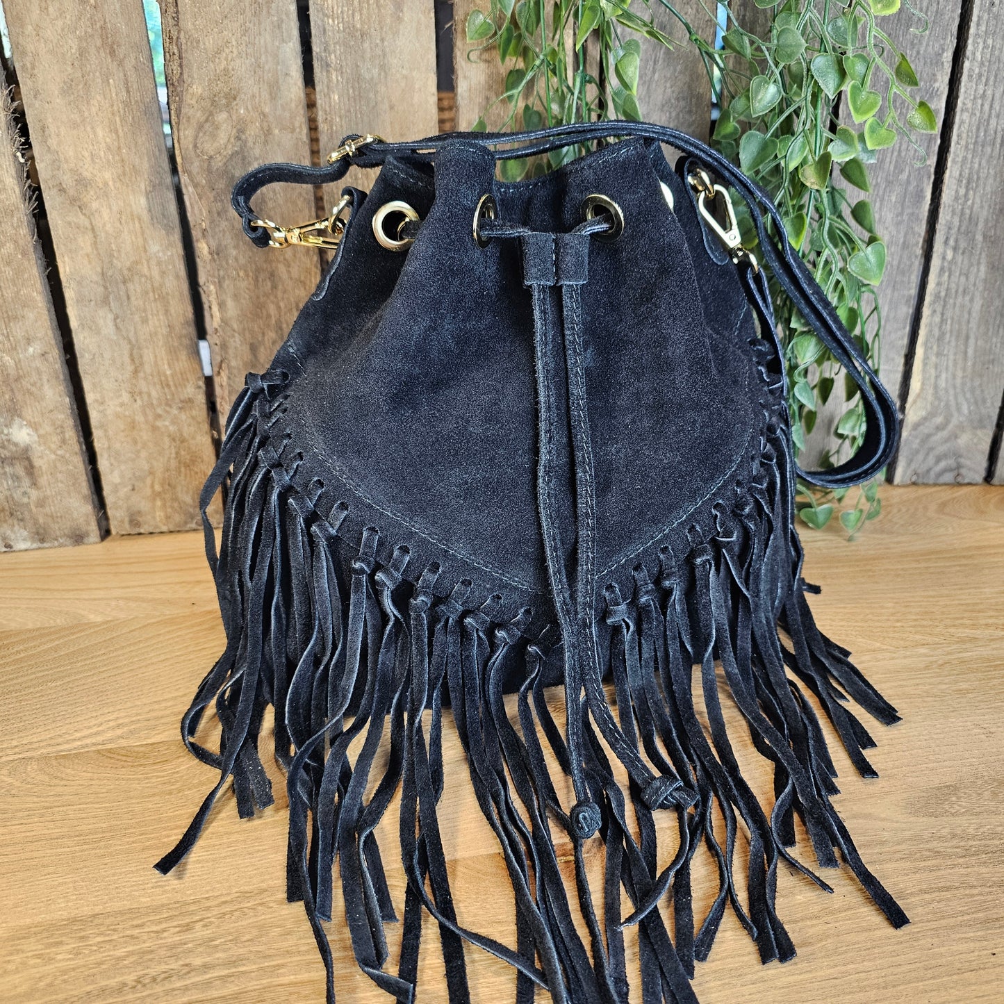 Sac en daim avec franges noir