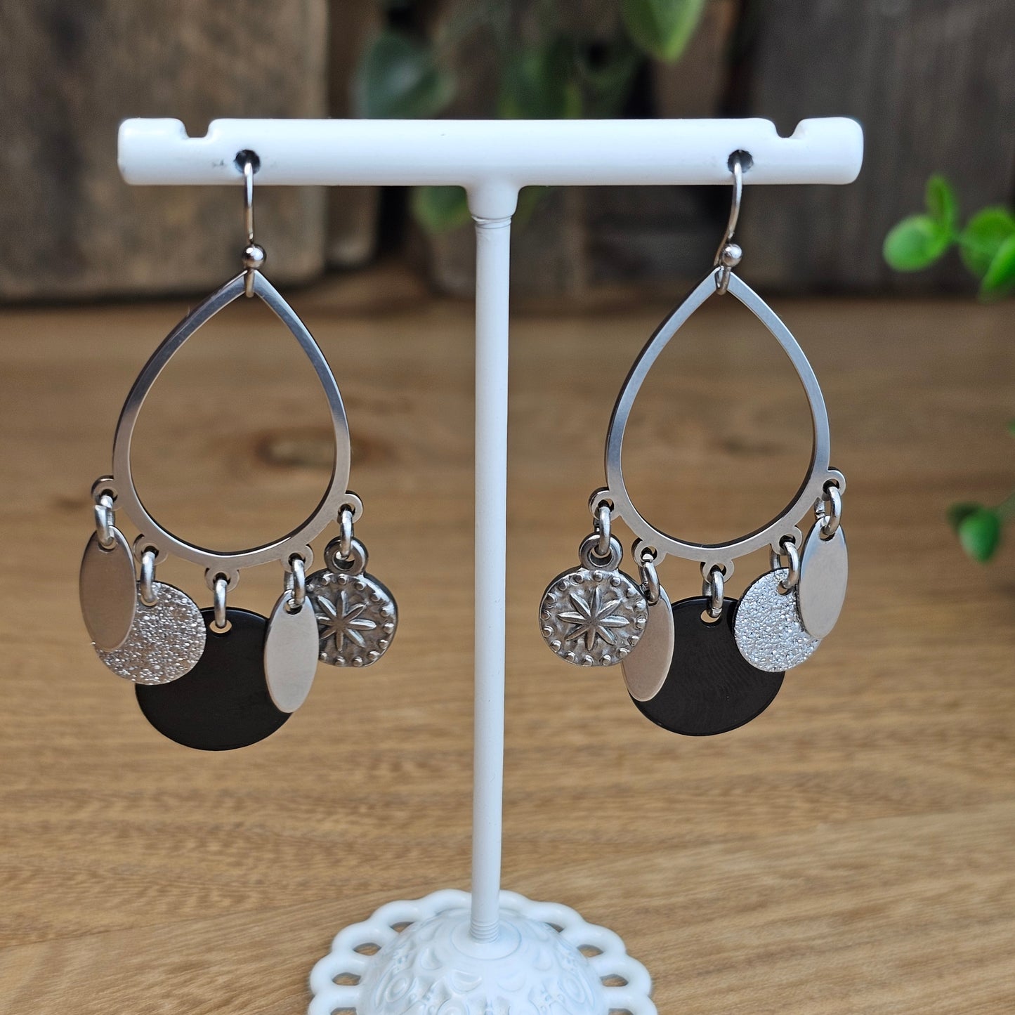 Boucles d'oreilles Evanna noire