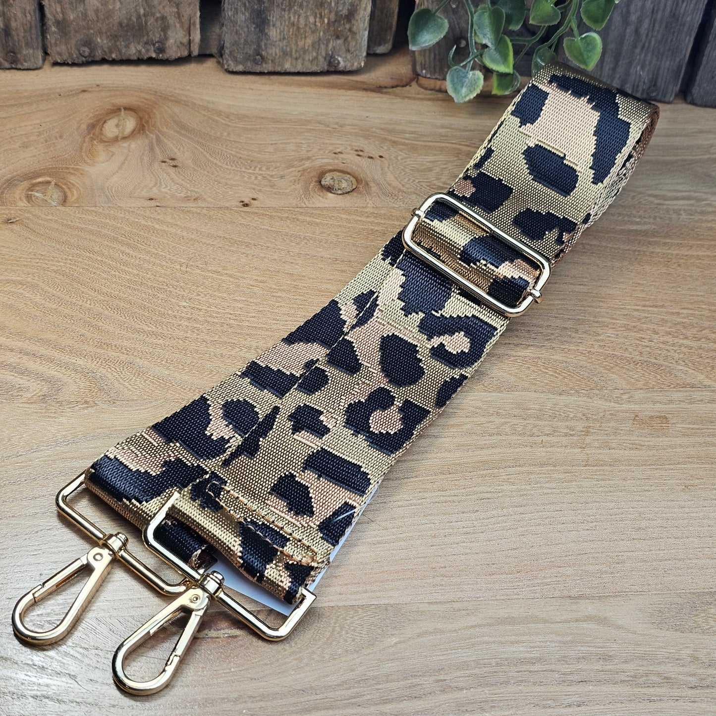 Bandoulière motifs léopard camel et doré