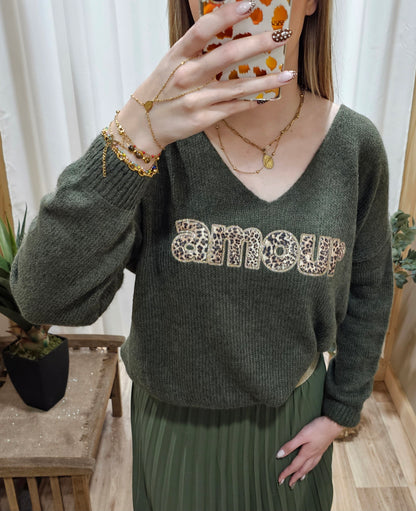 Pull kaki "Amour" léopard