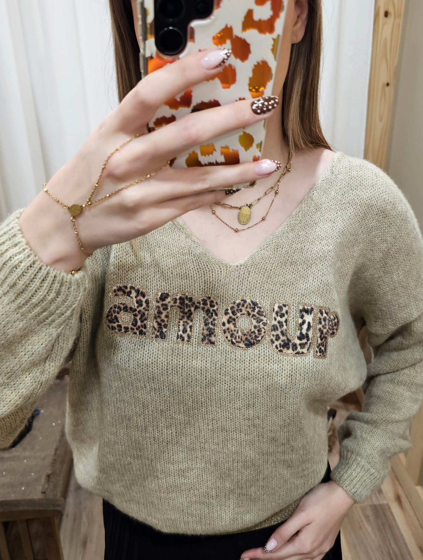 Pull beige "Amour" léopard