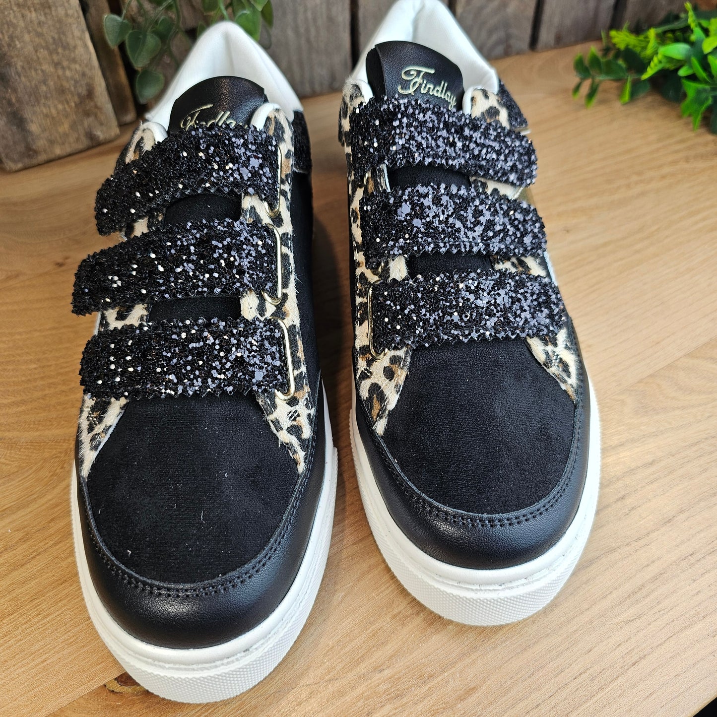 Basket scratch noire paillettes