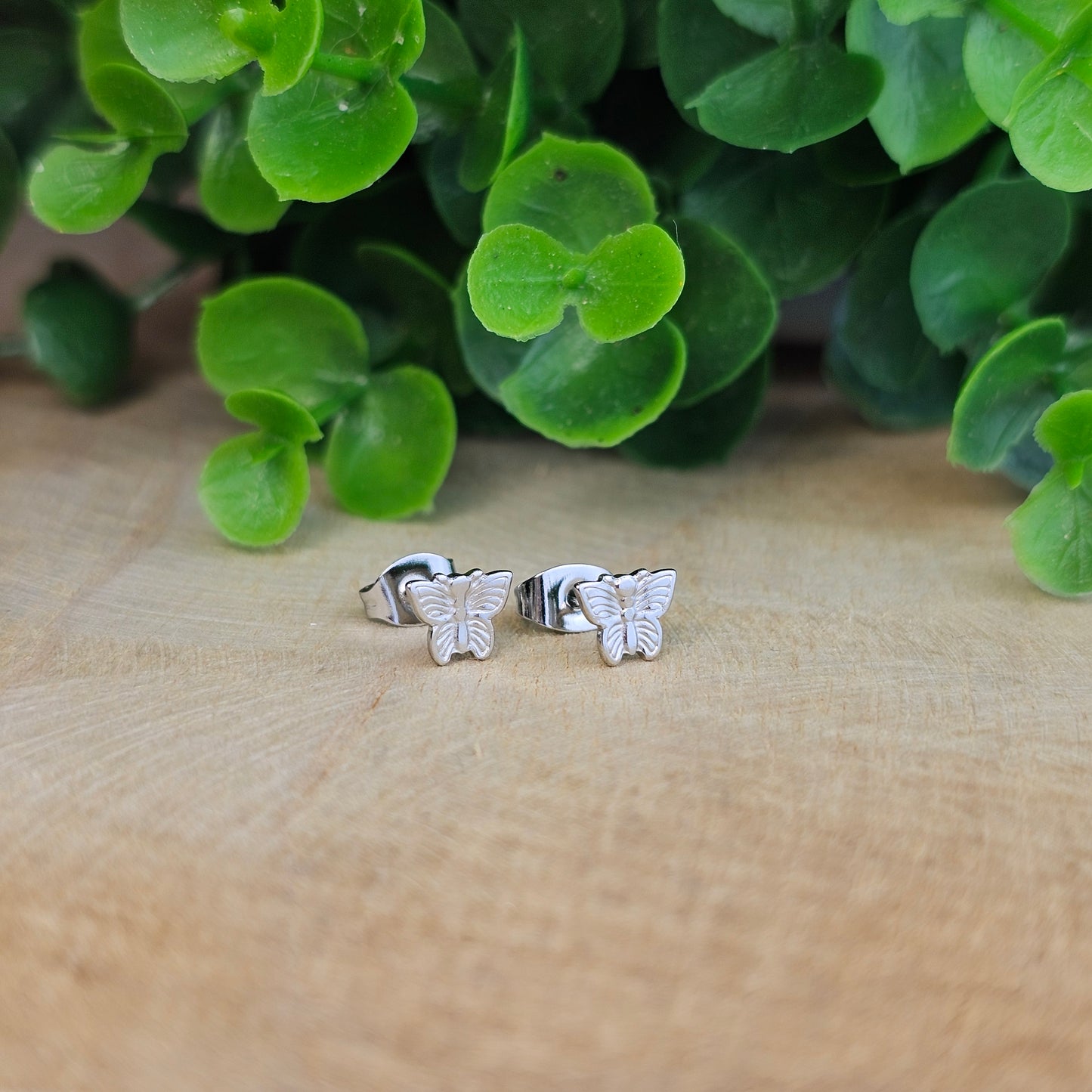 Boucles d'oreilles puces papillon