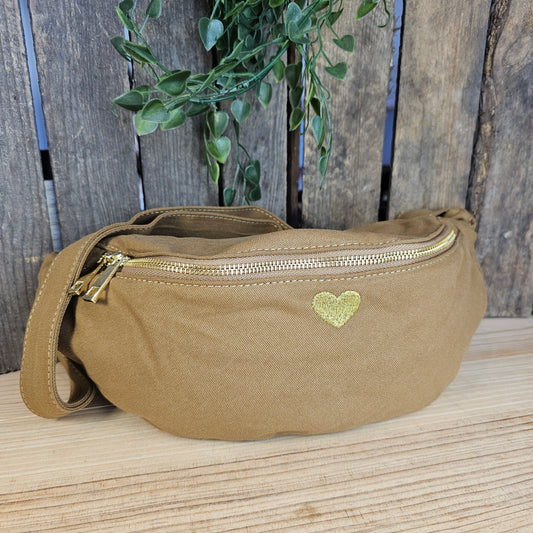 Banane en toile avec coeur camel