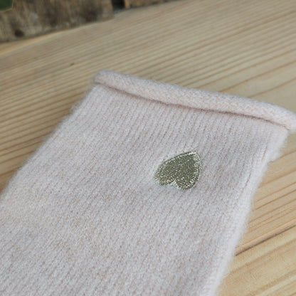 Gants coeur brodé rose pâle