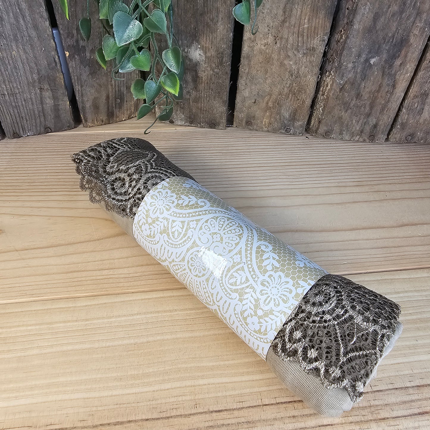 Top en rouleau dentelle camel