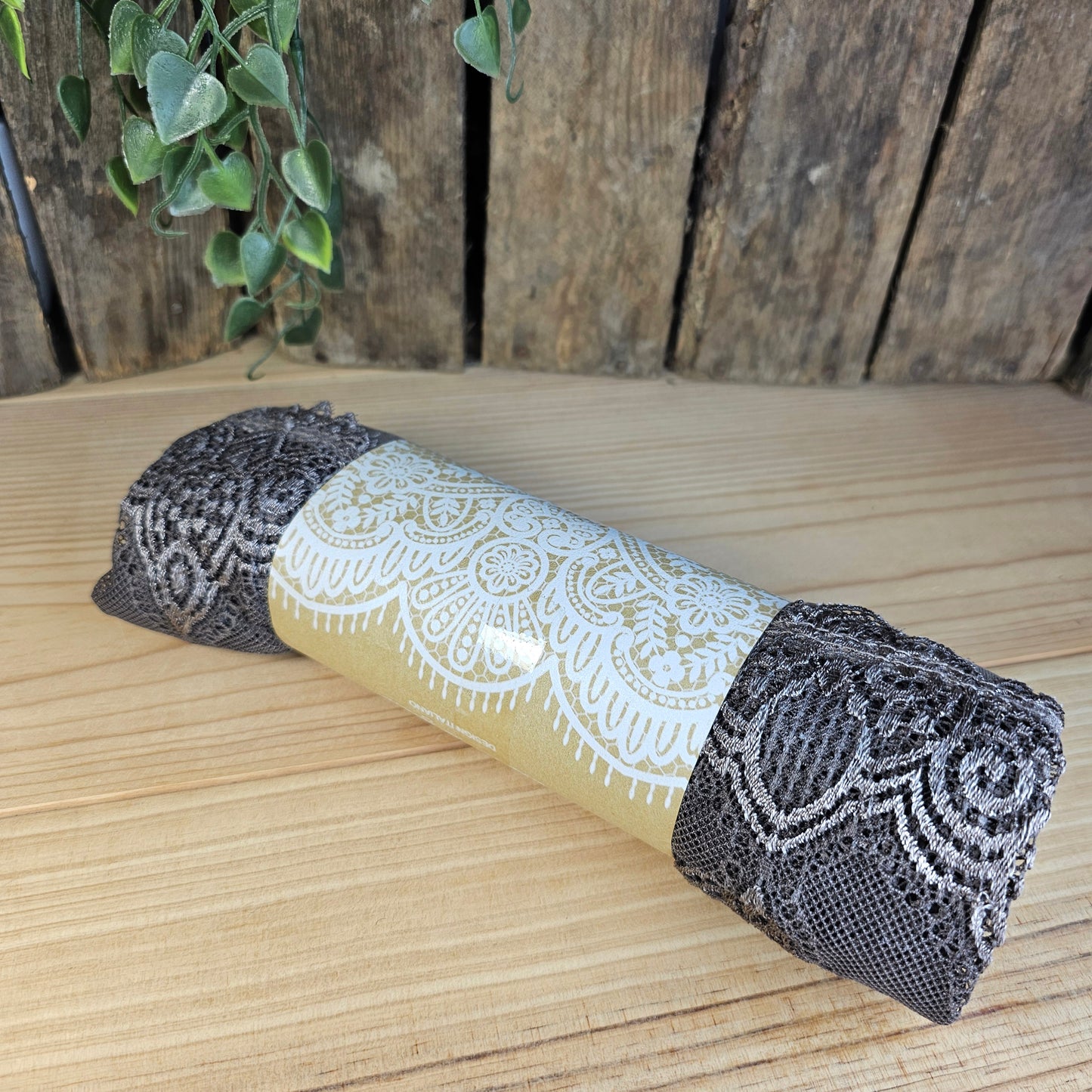 Top en rouleau dentelle chocolat