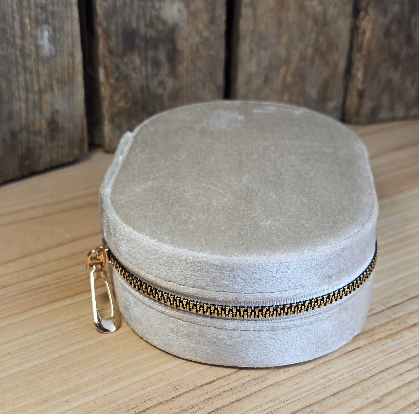 Boîte à bijoux beige