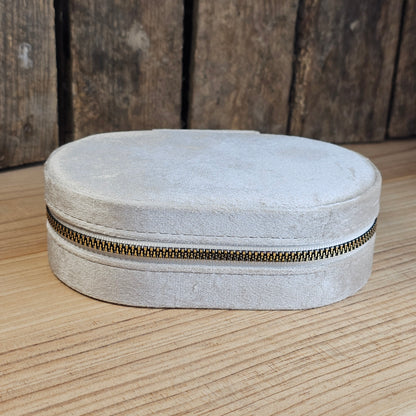 Boîte à bijoux beige