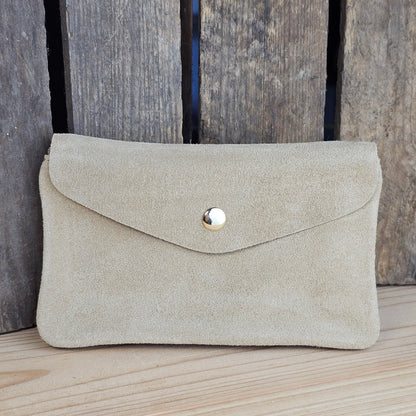 Grand porte monnaie en daim beige