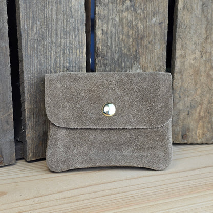 Porte monnaie en daim taupe