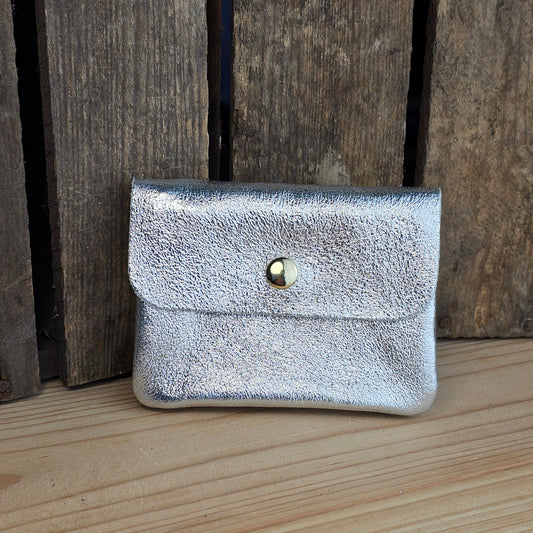 Porte monnaie en cuir argenté