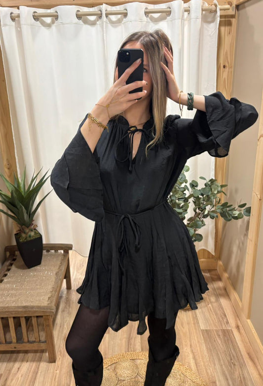 Robe courte volants noire