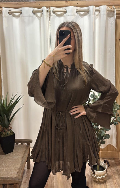 Robe courte volants marron