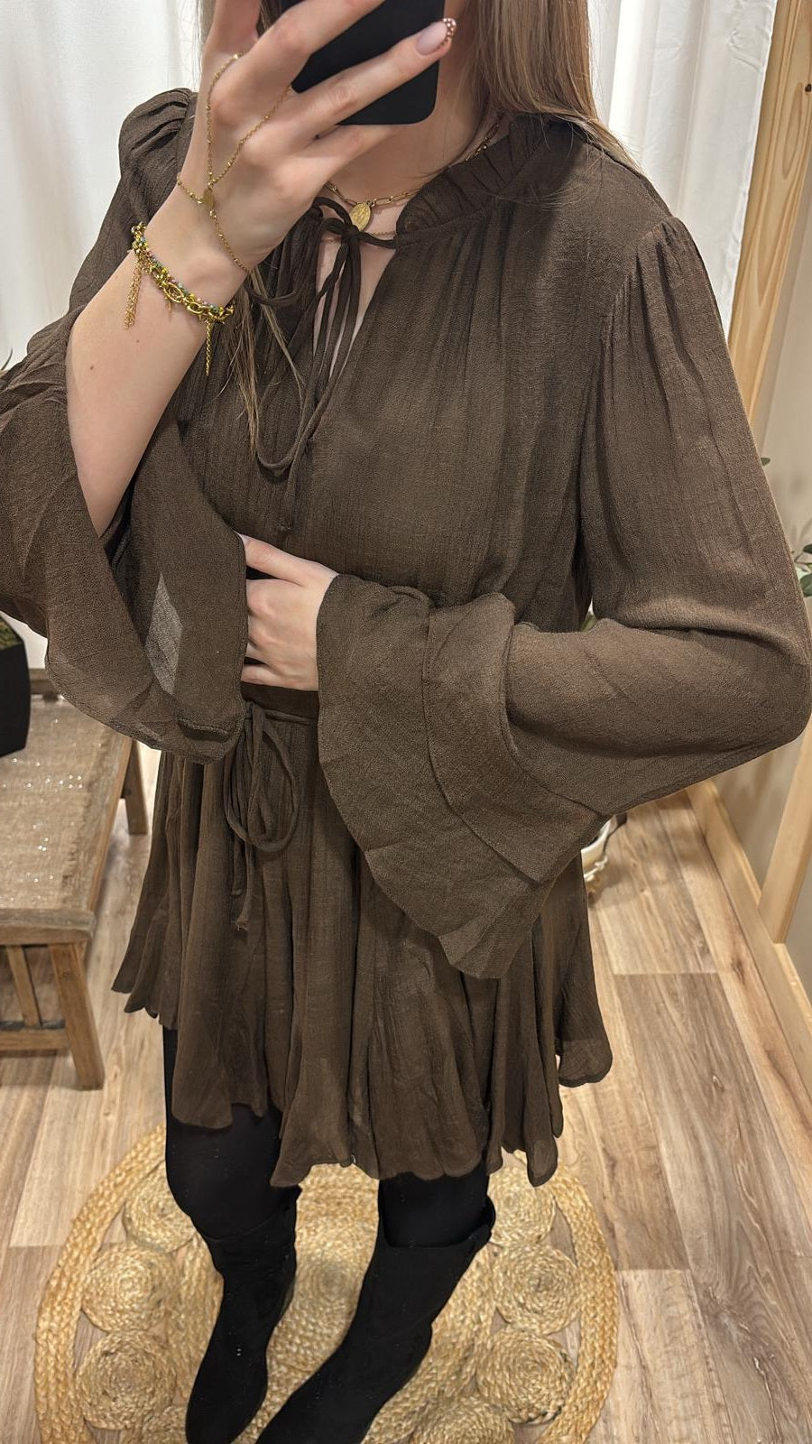 Robe courte volants marron