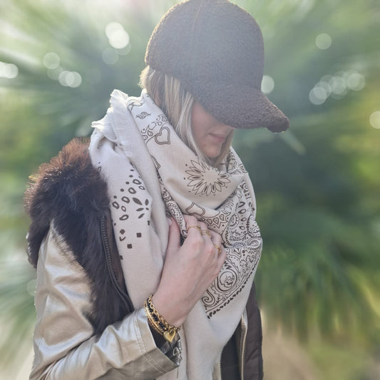 Echarpe style bandanas beige