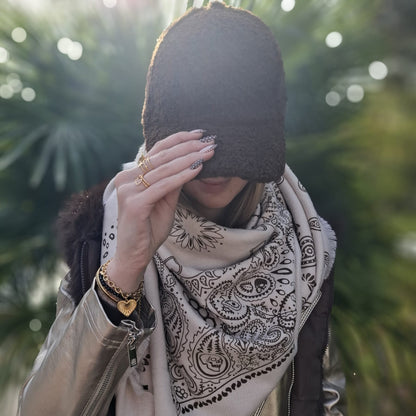 Echarpe style bandanas beige