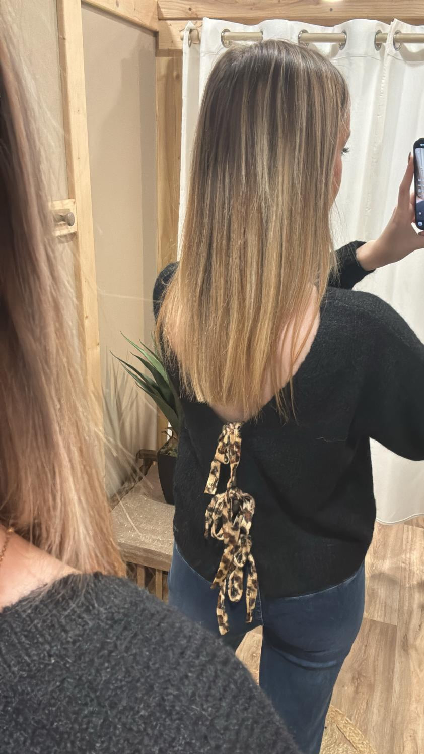 Pull noir lien léopard