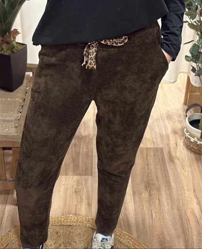 Pantalon effet velours lacet léopard marron