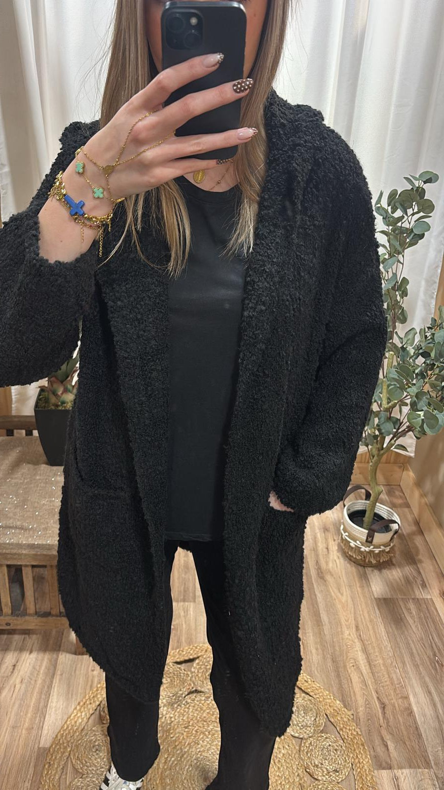 Gilet long avec capuche noir