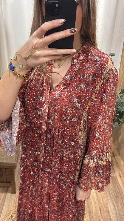 Robe mi-longue imprimée rouge foncé