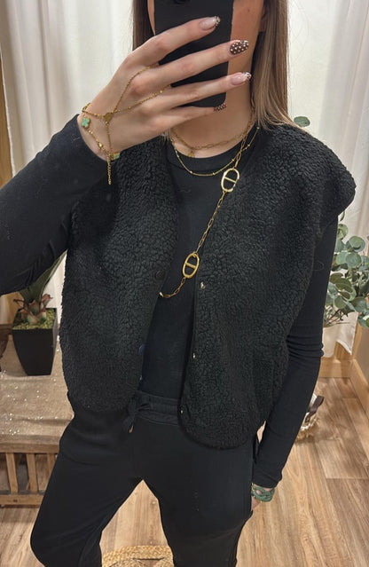 Gilet moumoute sans manche noir