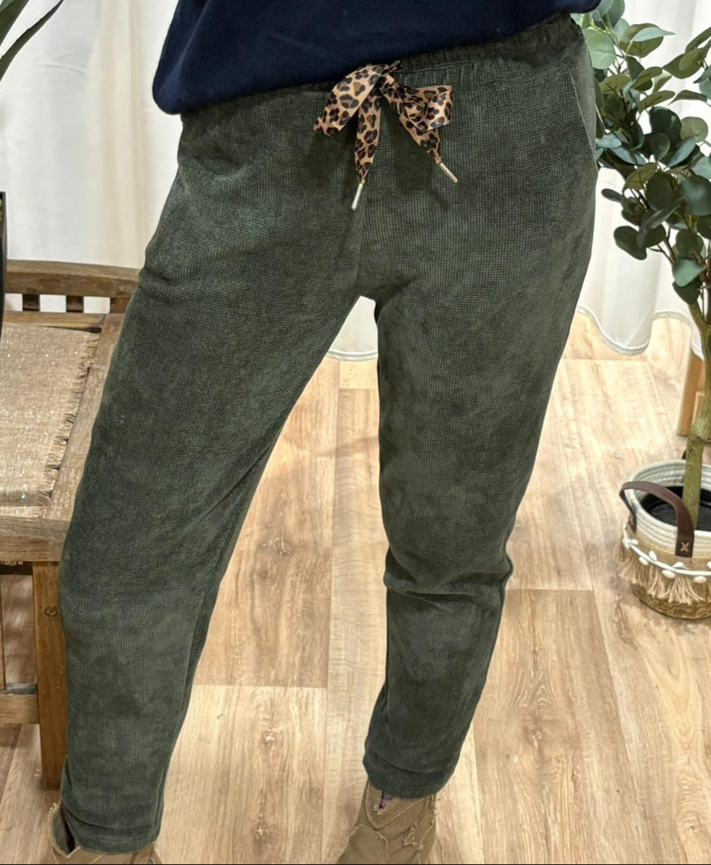 Pantalon effet velours lacet léopard kaki