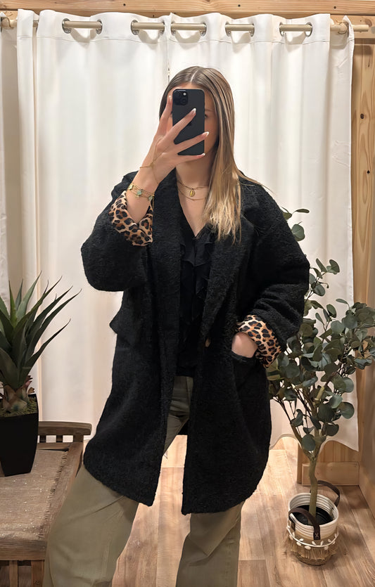 Manteau noir étoile léopard dos